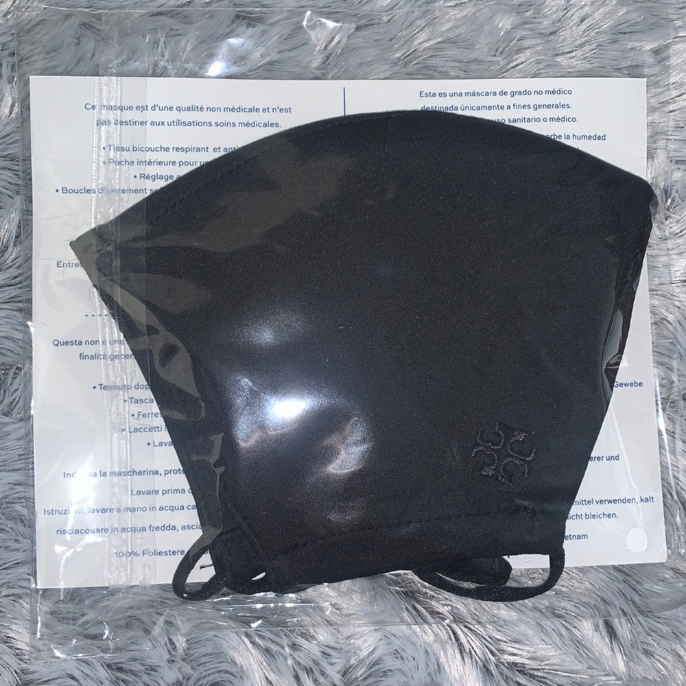 Tory Burch Logo Face Mask